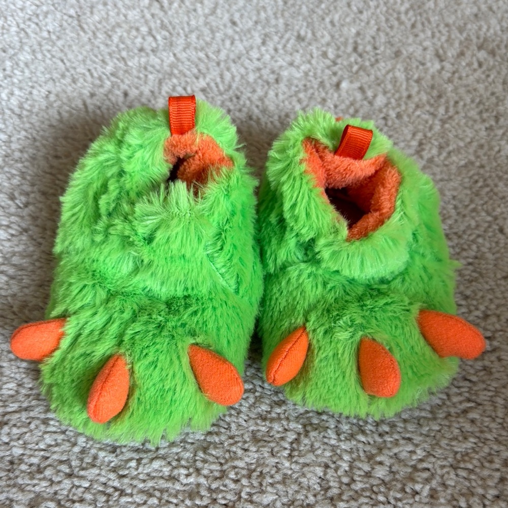Green Monster Paw Baby Booties